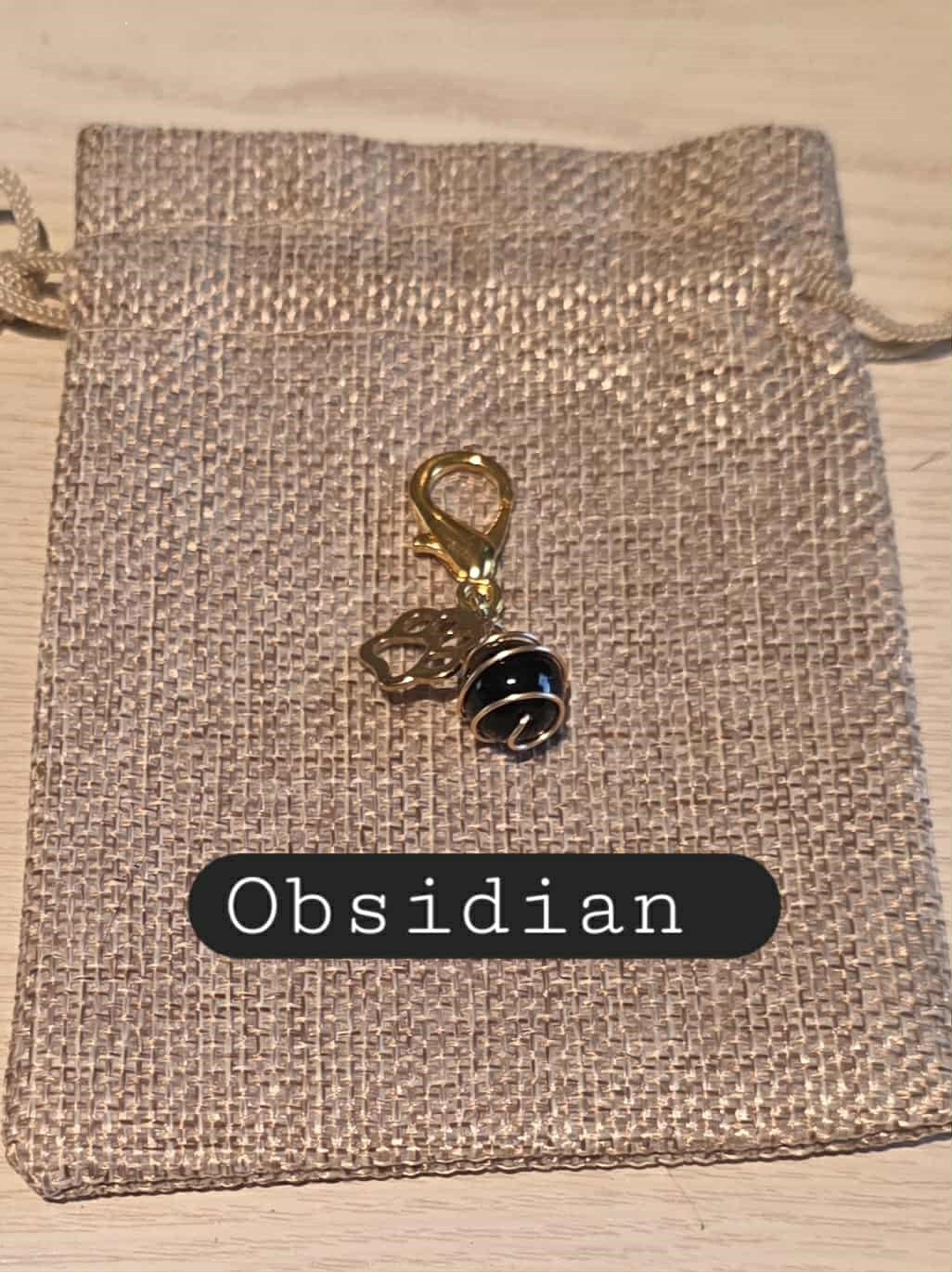 Small Crystal Paw Charm | Crystal Collection | Healing Bohemian