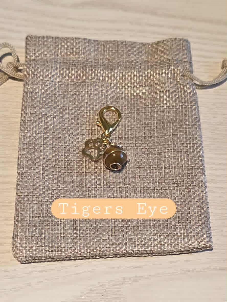 Small Crystal Paw Charm | Crystal Collection | Healing Bohemian